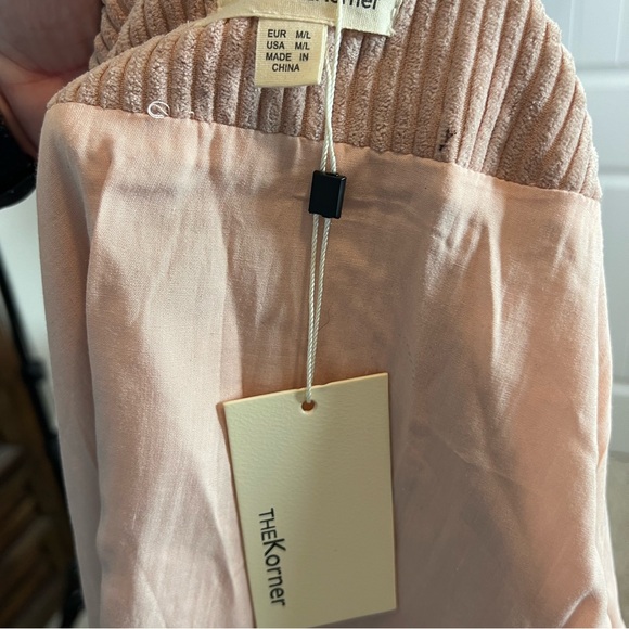 The Korner Corduroy Cropped Jacket NWT SZ M/L - Picture 3 of 3
